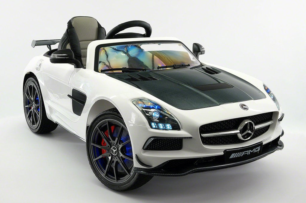 2021 MERCEDES SLS AMG 12V RIDE-ON CAR WITH PARENTAL REMOTE WHITE