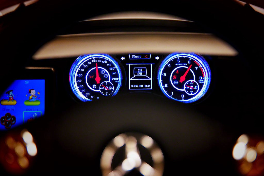 2021 MERCEDES SLS AMG 12V RIDE-ON CAR WITH PARENTAL REMOTE WHITE